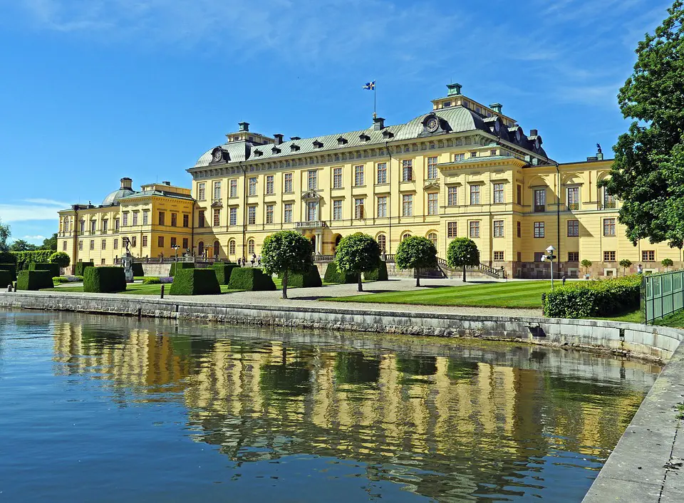 drottningholm palace 2419776 960 720