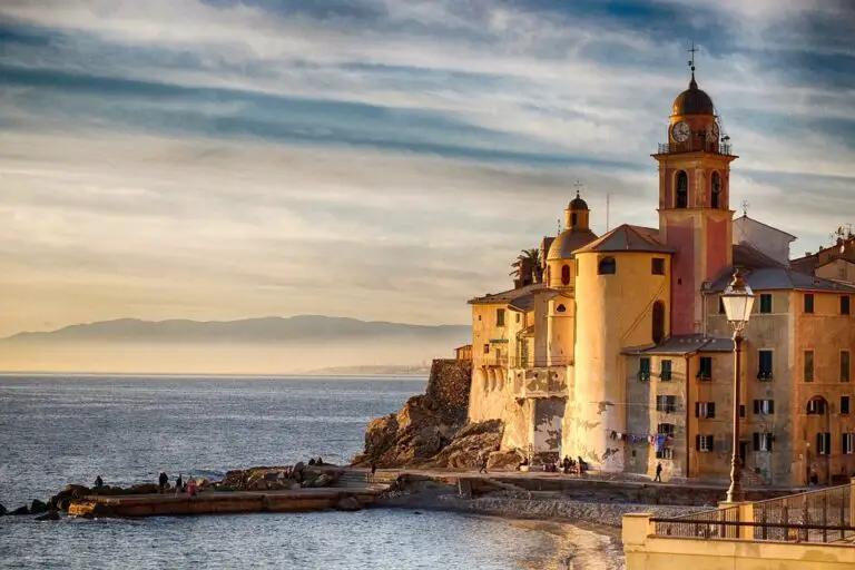 Exploring the Enchanting Beauty of Como: Italy’s Lakeside Gem