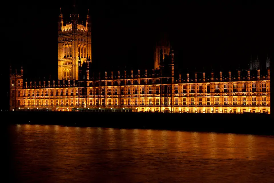 westminster palace 2892 960 720
