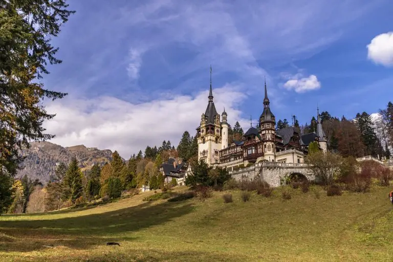 Discover the Hidden Gems: Best Places to Visit in Târgovişte, Romania