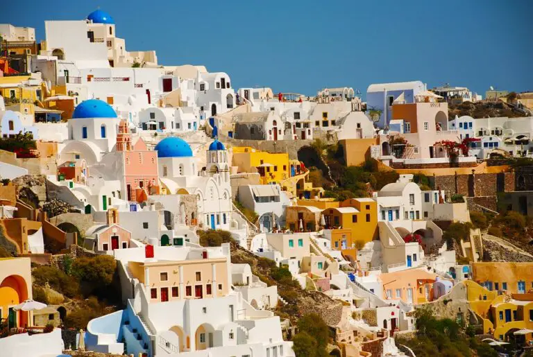 Exploring the Enchanting Beauty of Spétses: A Must-Visit Greek Island